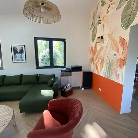 Du Vieux Chemin Holiday home *
